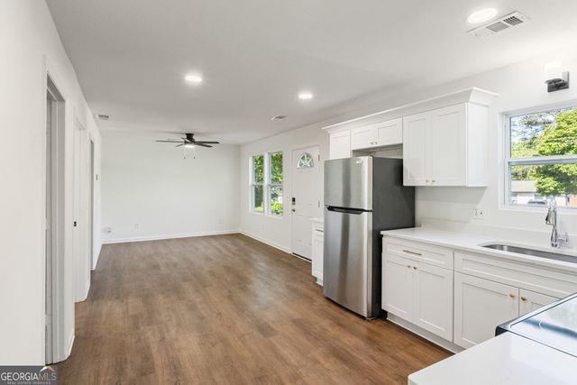 373 Floyd Street SE, Smyrna, GA 30082