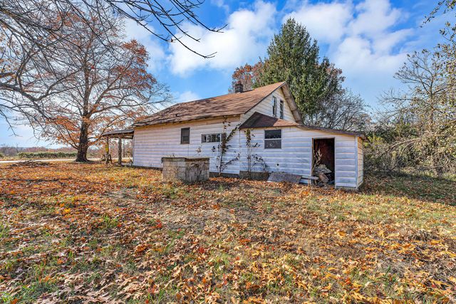 7800 St George Road, Hartville, MO 65667