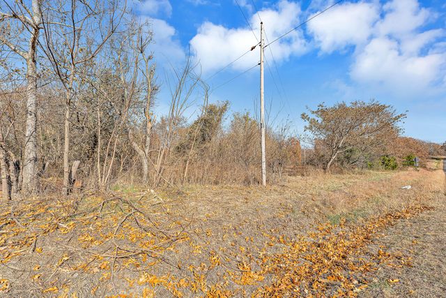 7800 St George Road, Hartville, MO 65667