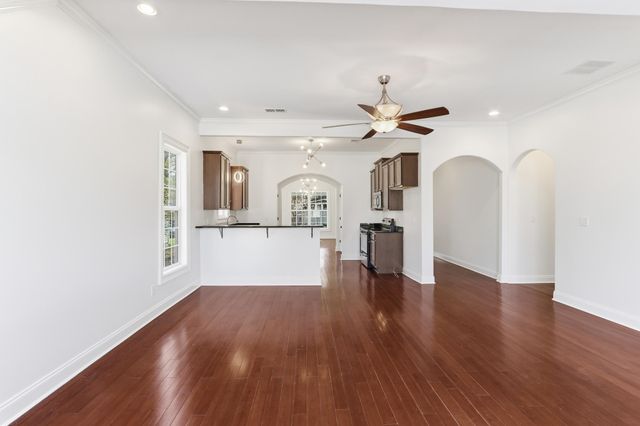 1998 VINTON AVE, Memphis, TN 38104