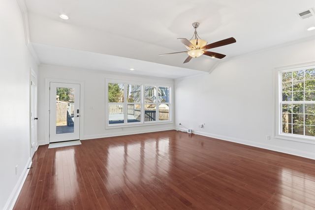 1998 VINTON AVE, Memphis, TN 38104