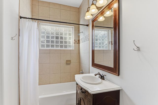 1998 VINTON AVE, Memphis, TN 38104