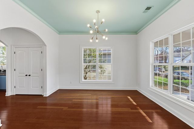 1998 VINTON AVE, Memphis, TN 38104