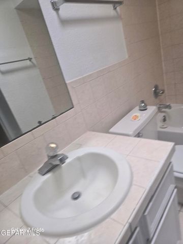 11209 Campestre Lane, G, El Paso, TX 79936