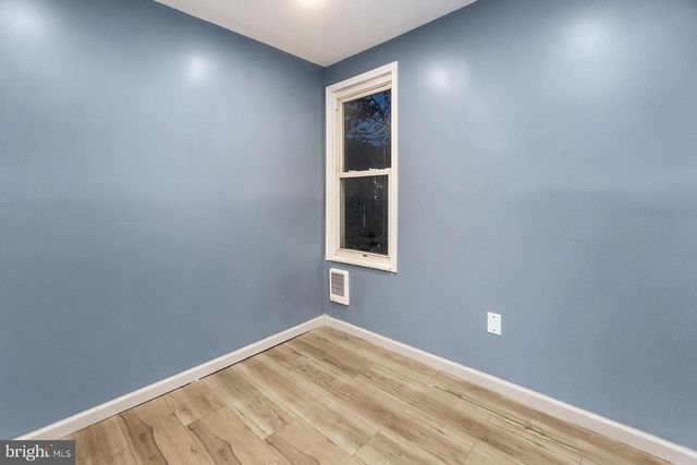 614 W MARKET ST, Mahanoy City, PA 17948