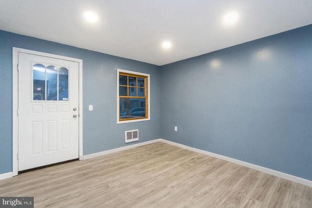 614 W MARKET ST, Mahanoy City, PA 17948