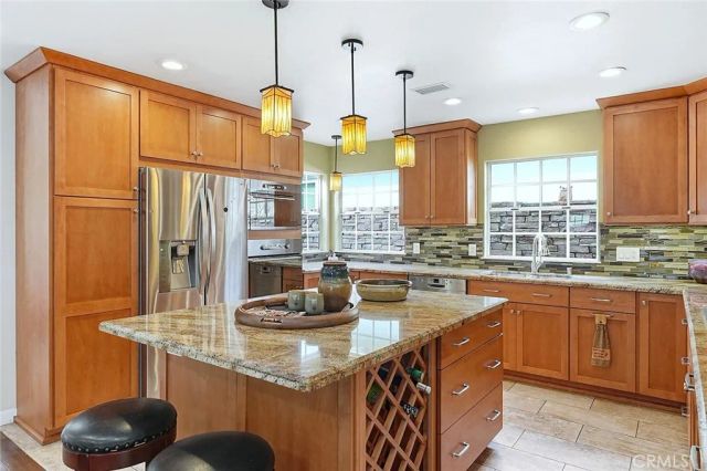 386 Los Altos Avenue, Long Beach, CA 90814