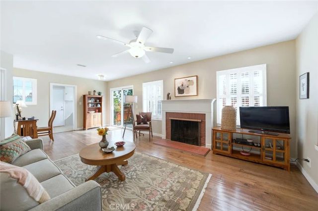 386 Los Altos Avenue, Long Beach, CA 90814