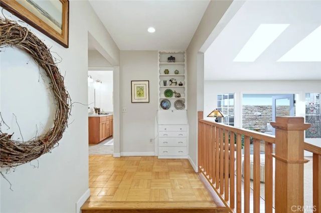 386 Los Altos Avenue, Long Beach, CA 90814