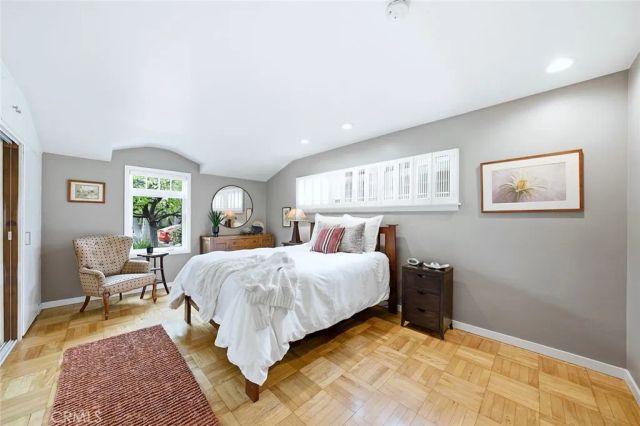 386 Los Altos Avenue, Long Beach, CA 90814