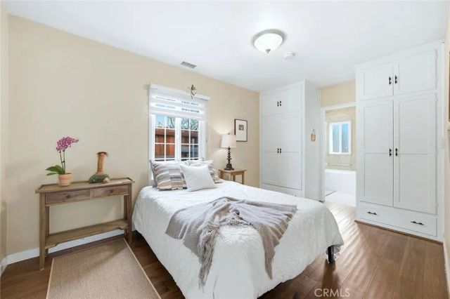 386 Los Altos Avenue, Long Beach, CA 90814