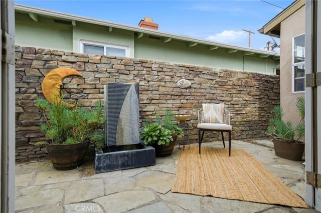 386 Los Altos Avenue, Long Beach, CA 90814