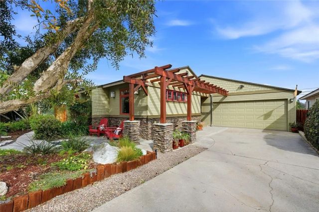 386 Los Altos Avenue, Long Beach, CA 90814