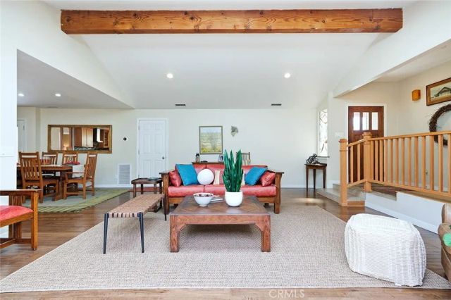 386 Los Altos Avenue, Long Beach, CA 90814