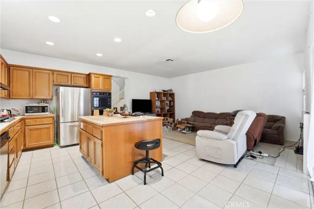 2201 W Toledo, La Habra, CA 90631