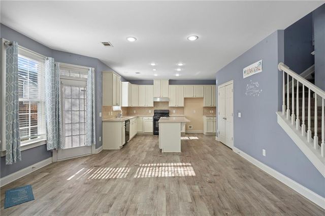 4178 Pebble Pointe Lane, Lilburn, GA 30047