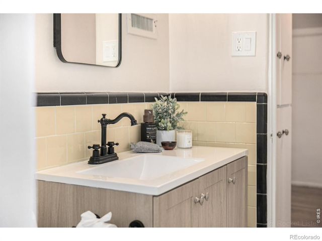129 S Franklin Street, Denver, CO 80209