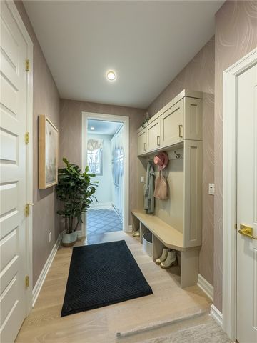 10 Pendleton Hill Road, Brighton, NY 14618