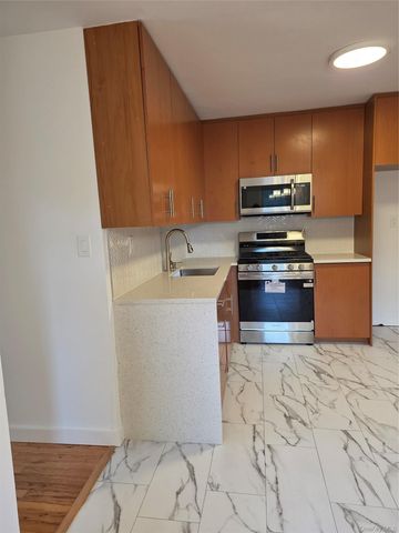 18-28 Bell Boulevard 1, Bayside, NY 11360