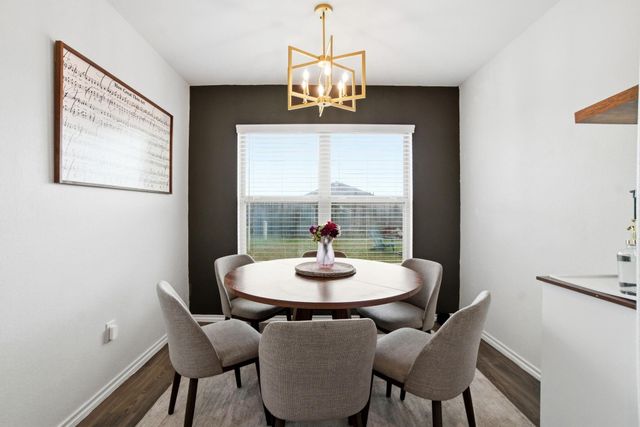 306 Pickwick Gardens Lane, Magnolia, TX 77354