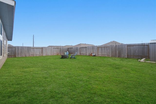 306 Pickwick Gardens Lane, Magnolia, TX 77354