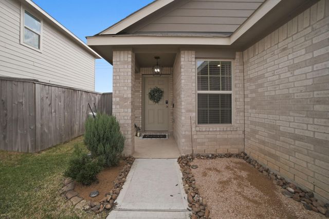 306 Pickwick Gardens Lane, Magnolia, TX 77354