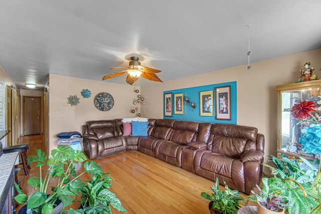 3810 S Grover Avenue, Hammond, IN 46327