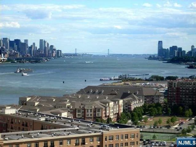 6040 Boulevard East 6F, West New York, NJ 07093