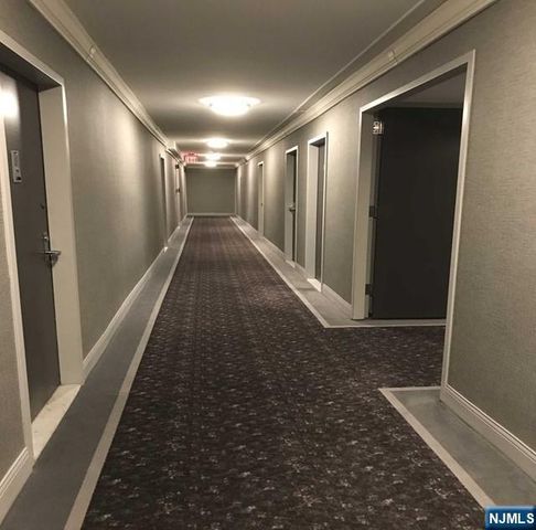 6040 Boulevard East 6F, West New York, NJ 07093