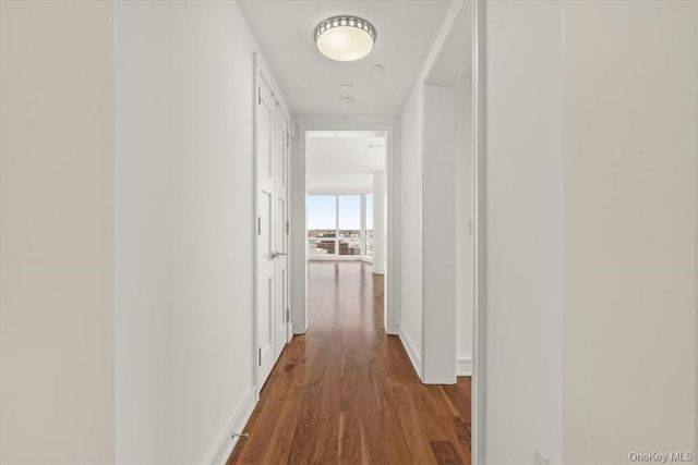 5 Renaissance 18E, White Plains, NY 10601
