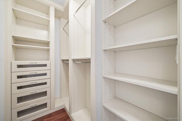 5 Renaissance 18E, White Plains, NY 10601