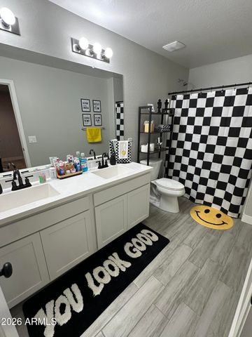 17867 W JESSIE Lane, Surprise, AZ 85387