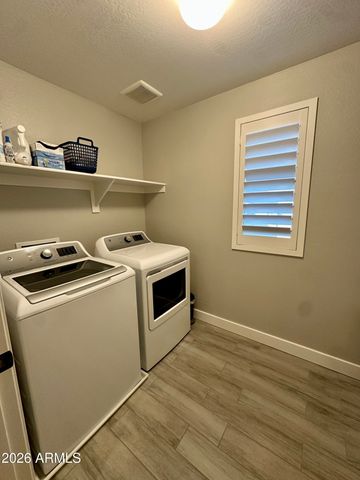 17867 W JESSIE Lane, Surprise, AZ 85387