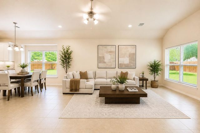 604 W Linnwood Drive, Woodbranch, TX 77357
