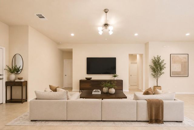 604 W Linnwood Drive, Woodbranch, TX 77357