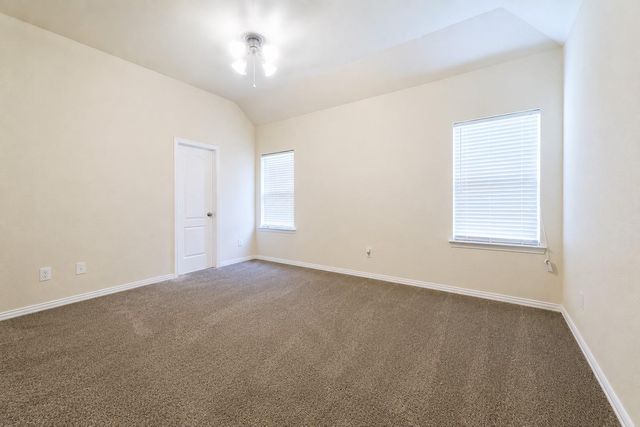 604 W Linnwood Drive, Woodbranch, TX 77357