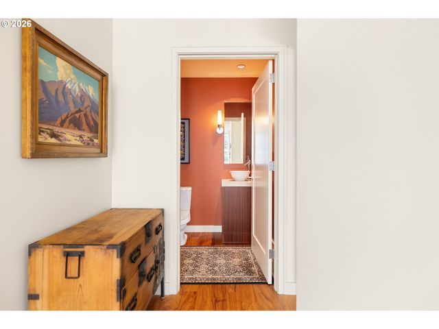 841 S GAINES St 1312, Portland, OR 97239