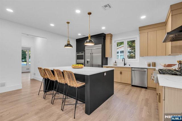 515 Salem Street, Paramus, NJ 07652