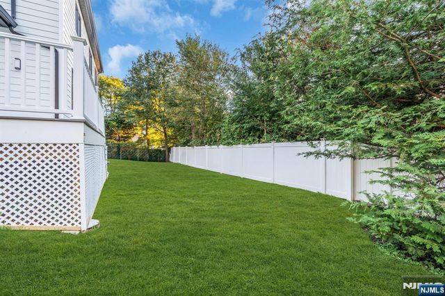 515 Salem Street, Paramus, NJ 07652