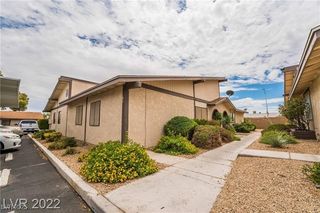 5817 Smoke Ranch Road B, Las Vegas, NV 89108