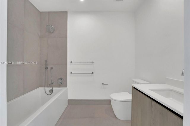 9201 E Bay Harbor LPH_711, Bay Harbor Islands, FL 33154