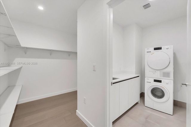 9201 E Bay Harbor LPH_711, Bay Harbor Islands, FL 33154