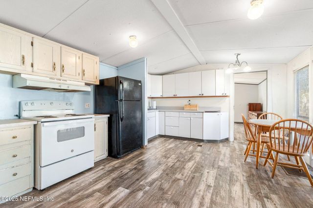 103 WALKER Avenue, Palatka, FL 32177