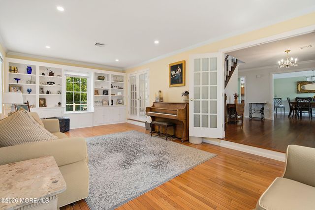 6 Green Meadow Boulevard, Middletown, NJ 07748