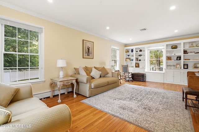 6 Green Meadow Boulevard, Middletown, NJ 07748