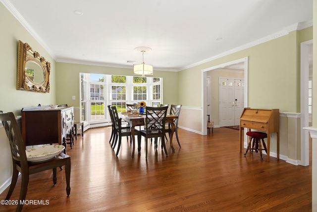 6 Green Meadow Boulevard, Middletown, NJ 07748