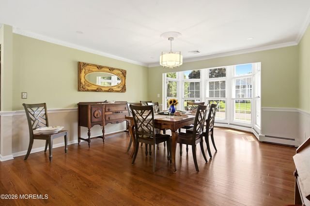 6 Green Meadow Boulevard, Middletown, NJ 07748