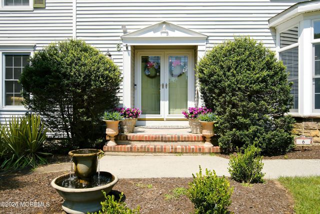 6 Green Meadow Boulevard, Middletown, NJ 07748