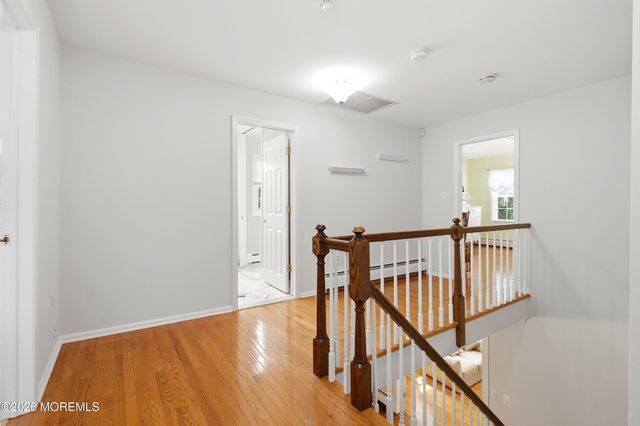6 Green Meadow Boulevard, Middletown, NJ 07748