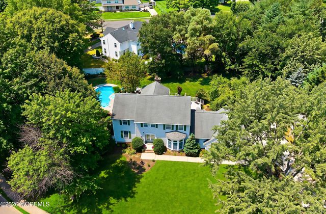 6 Green Meadow Boulevard, Middletown, NJ 07748